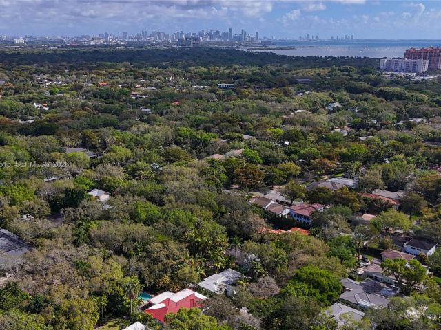 Продажа дома по адресу 731 San Juan Dr - фото 7517496