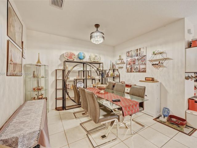 Продажа дома по адресу 21436 NE 2nd Ct - фото 7517844