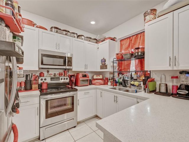 Продажа дома по адресу 21436 NE 2nd Ct - фото 7517848