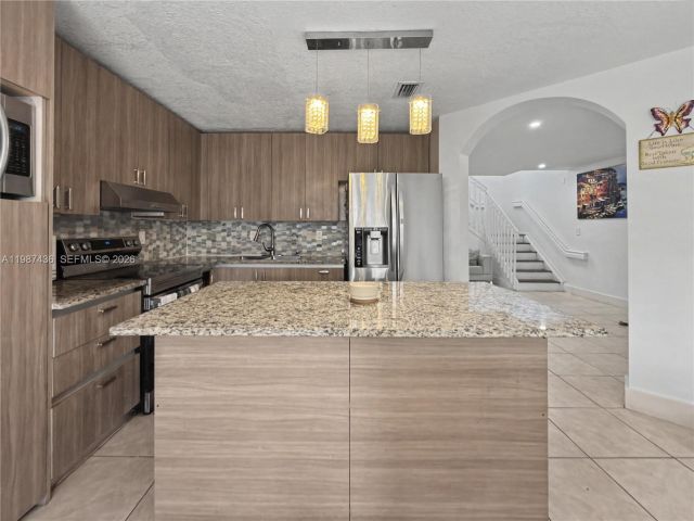 Продажа дома по адресу 16004 SW 87th Ter - фото 7517820