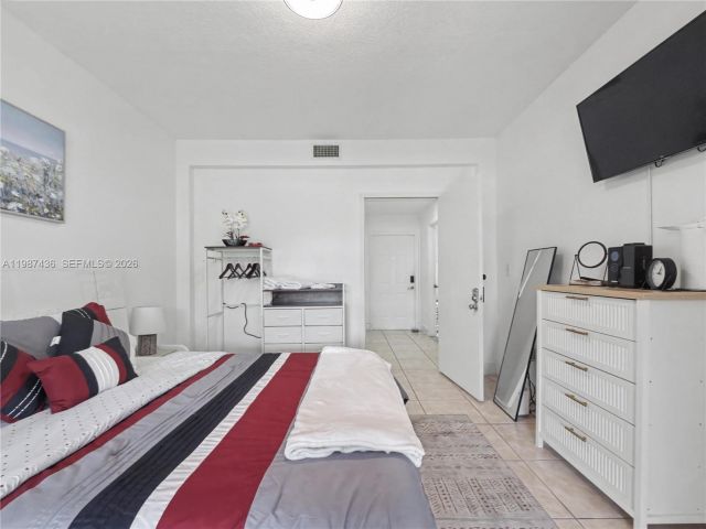 Продажа дома по адресу 16004 SW 87th Ter - фото 7517824