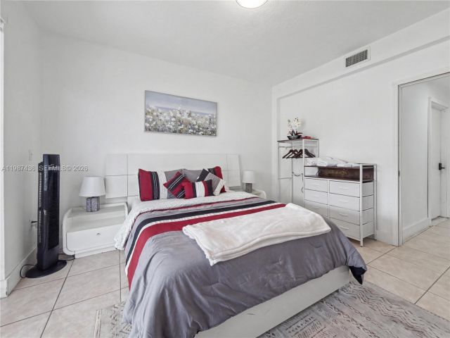 Продажа дома по адресу 16004 SW 87th Ter - фото 7517825