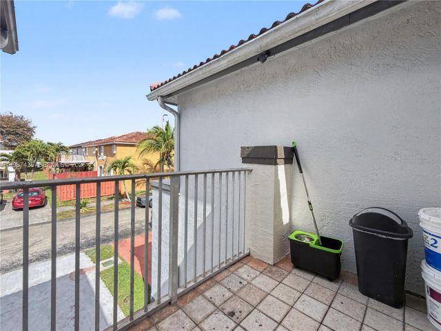 Продажа дома по адресу 16004 SW 87th Ter - фото 7517838