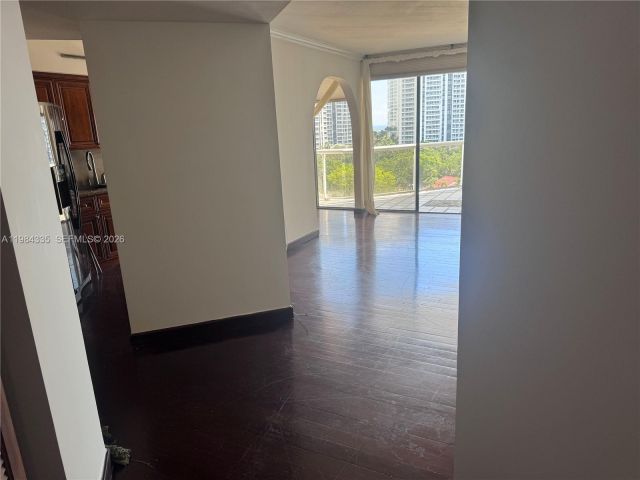 Продажа квартиры #1002 - фото 7519970