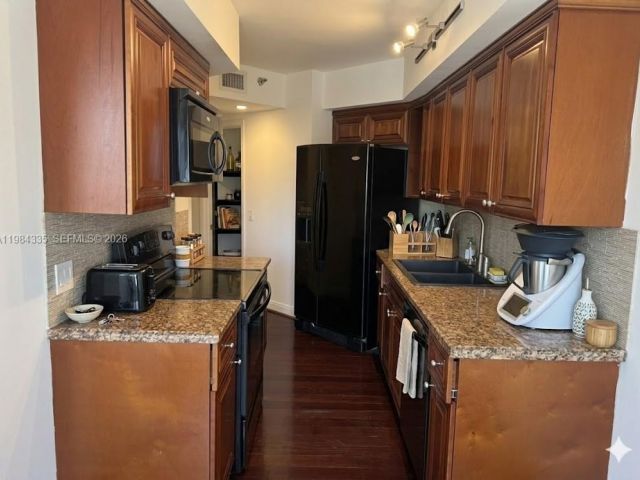 Продажа квартиры #1002 - фото 7519974