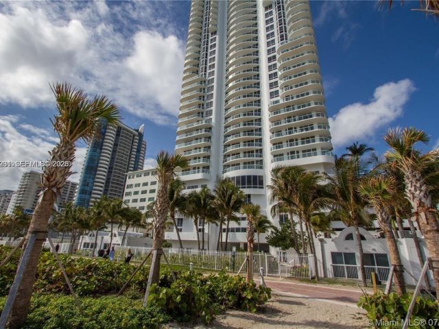 Квартира в аренду номер2810 - фото 7519752