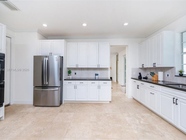 Дом в аренду по адресу 760 Glenridge Rd - фото 7518365