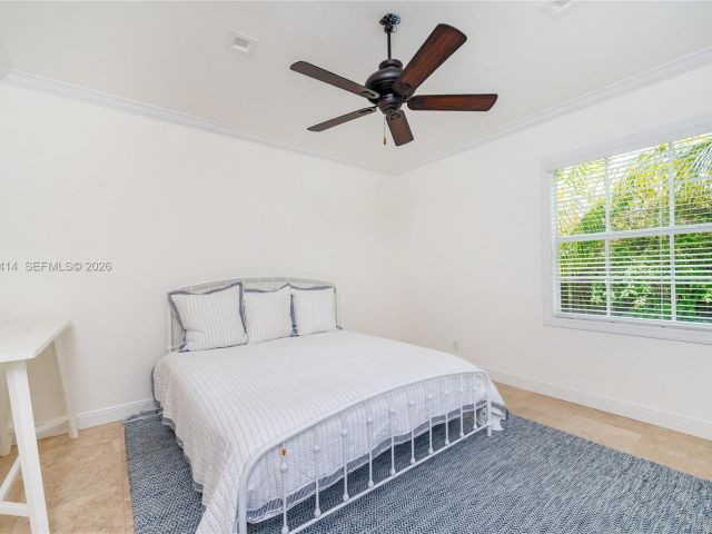 Дом в аренду по адресу 760 Glenridge Rd - фото 7518370