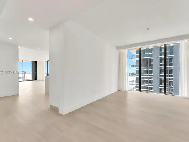 Продажа квартиры #1207 - фото 7520504