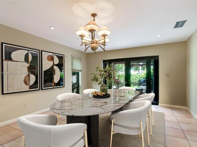 Продажа дома по адресу 2011 NE 211th Ter - фото 7518672