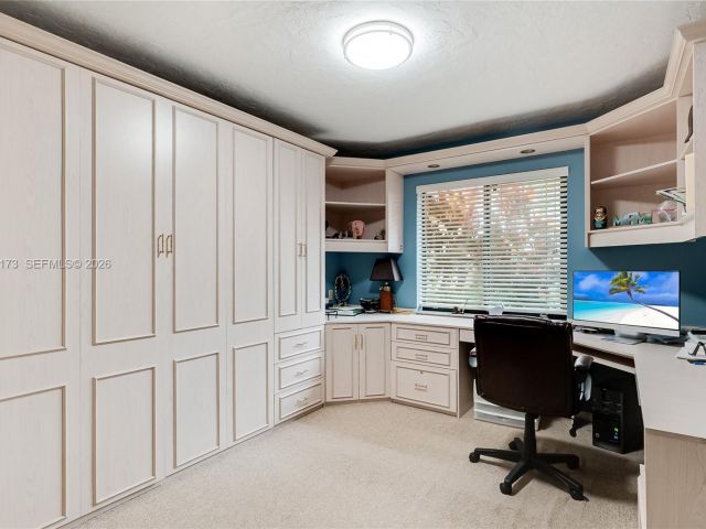 Продажа дома по адресу 2011 NE 211th Ter - фото 7518683