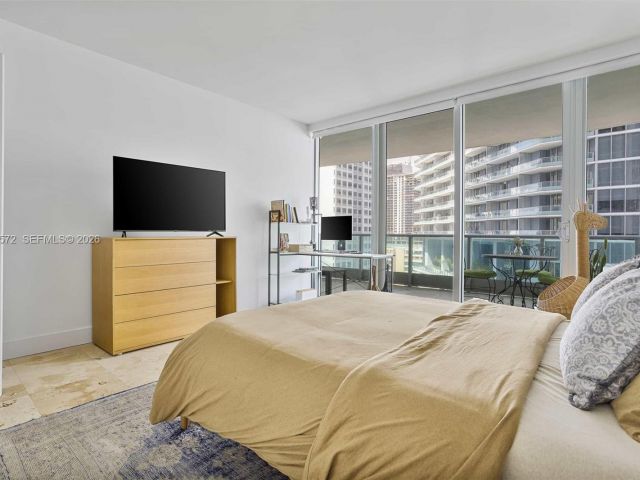 Продажа квартиры #1606 - фото 7520300