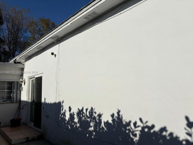 Продажа дома по адресу 1758 SW 18th St - фото 7520874