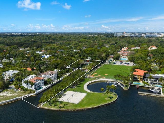 Продажа дома по адресу 3373 Poinciana Ave - фото 7531968