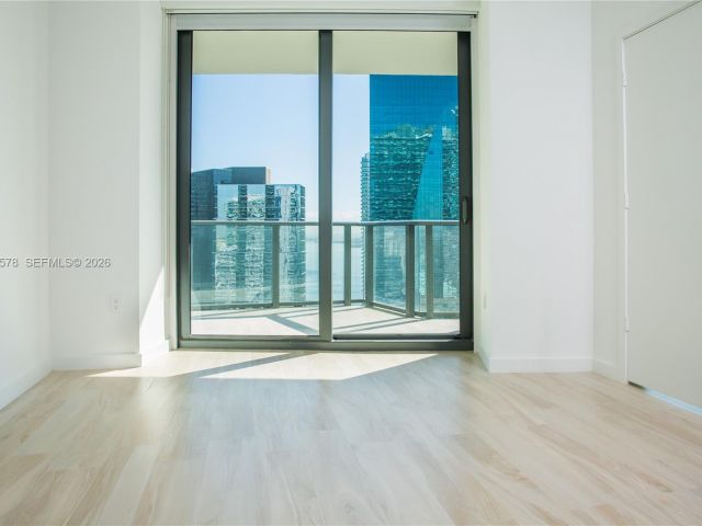 Квартира в аренду номер2702 - фото 7520334