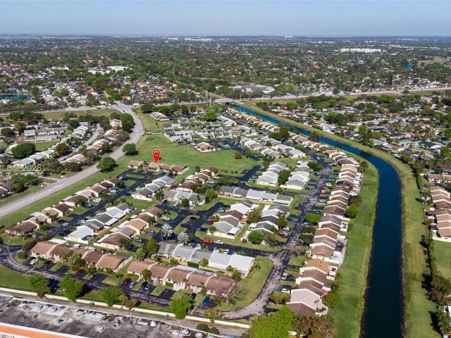 Продажа дома по адресу 12324 SW 111th S Canal St Rd - фото 7518754