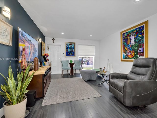 Продажа дома по адресу 12324 SW 111th S Canal St Rd - фото 7518760