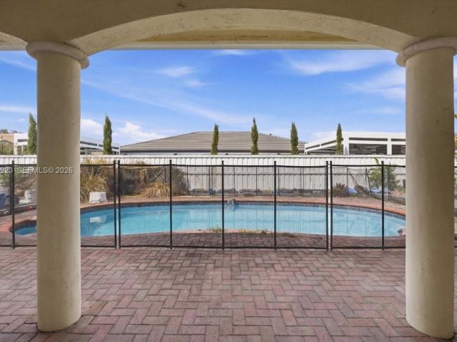 Продажа дома по адресу 15431 SW 171st St - фото 7523257