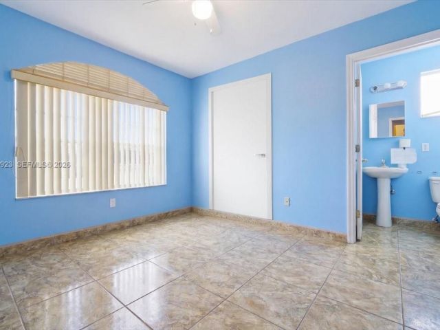 Продажа дома по адресу 15431 SW 171st St - фото 7523269