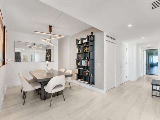 Продажа квартиры #1601 - фото 7518890