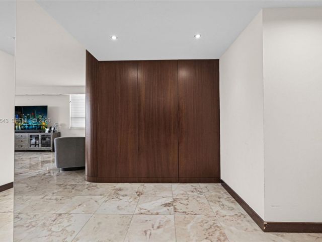 Продажа квартиры #1207 - фото 7520105