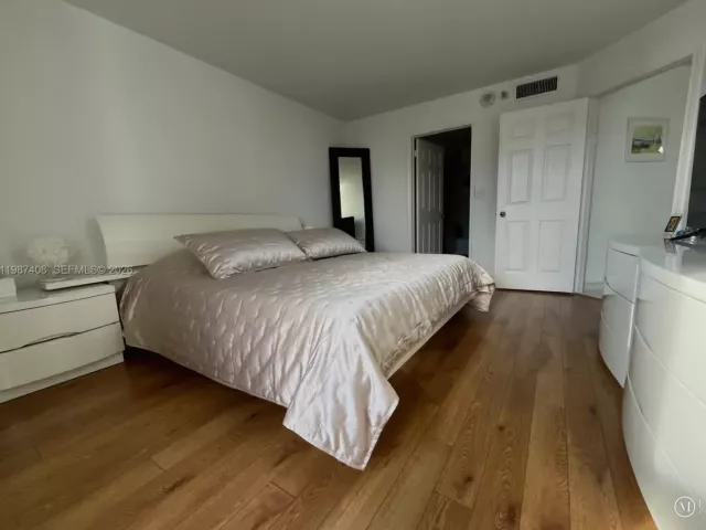 Продажа квартиры #1412 - фото 7541791