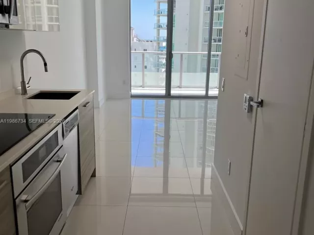 Продажа квартиры #1606 - фото 7551408