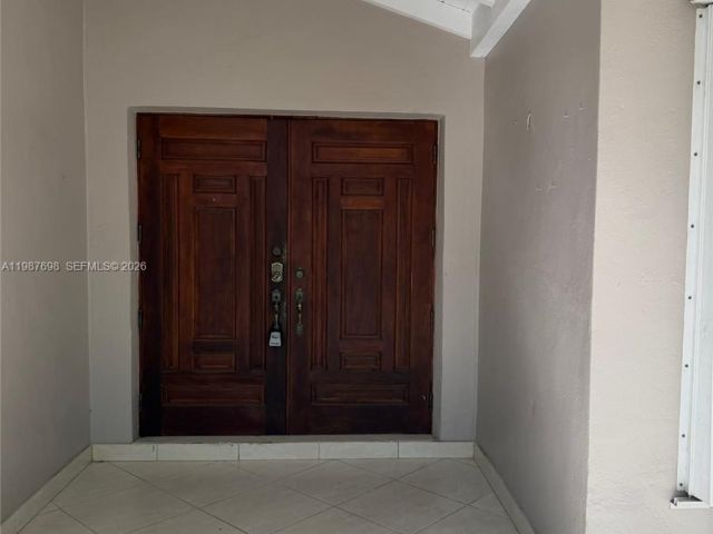 Продажа дома по адресу 1220 SW 103rd Ct - фото 7518717