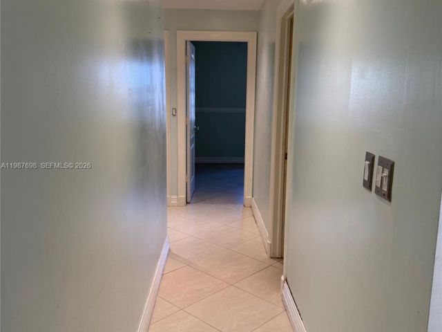 Продажа дома по адресу 1220 SW 103rd Ct - фото 7518727