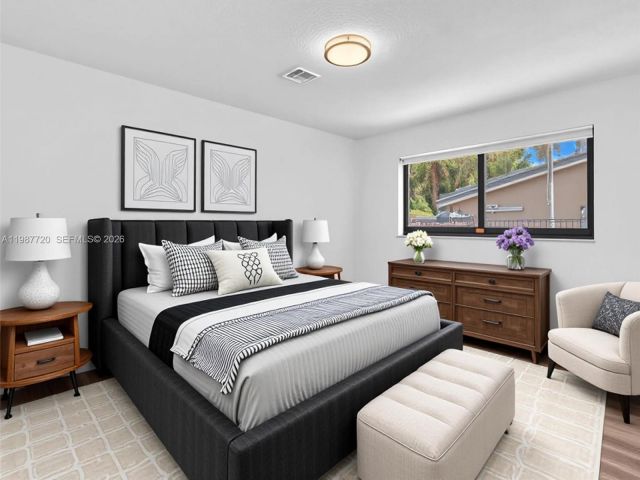 Дом в аренду по адресу 3193 Taft St - фото 7518921