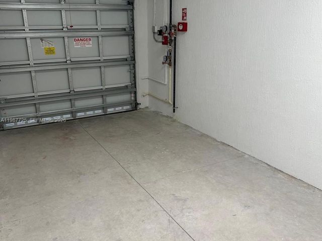 Дом в аренду по адресу 17173 SW 1st St - фото 7518478