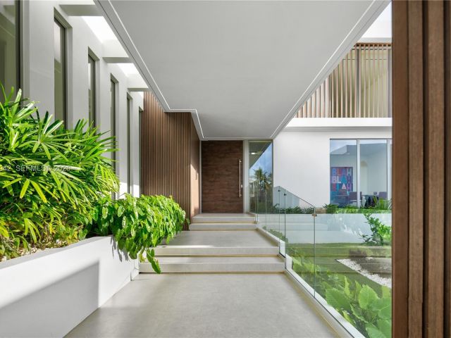 Продажа дома по адресу 501 Palm Dr - фото 7518597