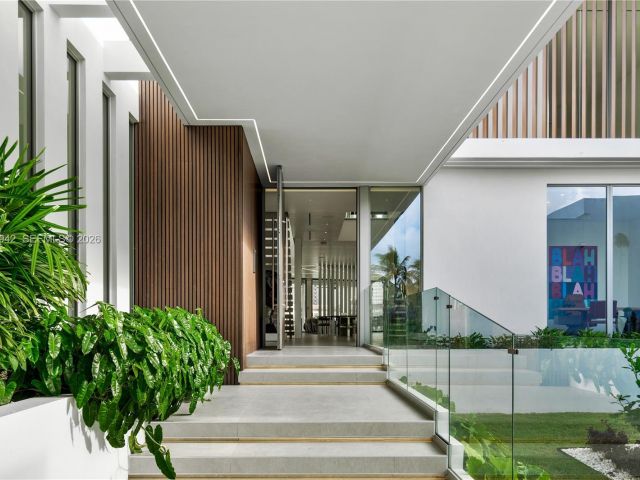 Продажа дома по адресу 501 Palm Dr - фото 7518599