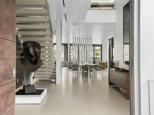 Продажа дома по адресу 501 Palm Dr - фото 7518600