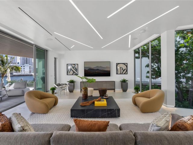 Продажа дома по адресу 501 Palm Dr - фото 7518603