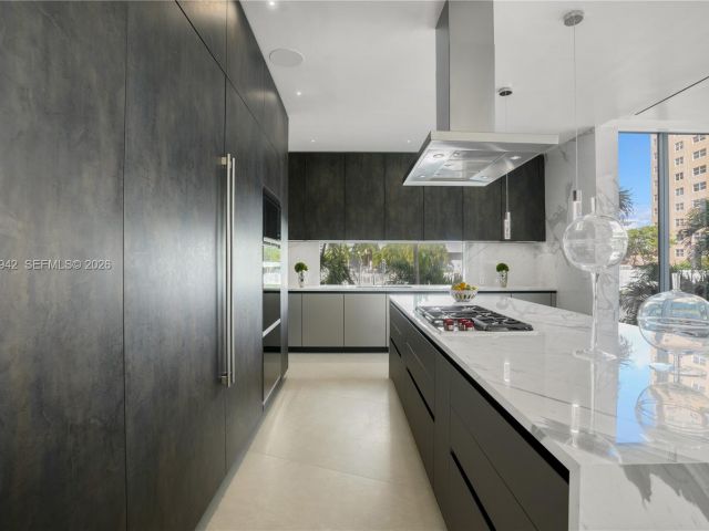 Продажа дома по адресу 501 Palm Dr - фото 7518608