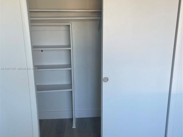 Дом в аренду по адресу 20700 SW 122nd Ave - фото 7518785