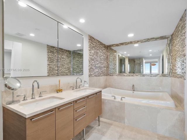 Продажа квартиры #2702 - фото 7526195