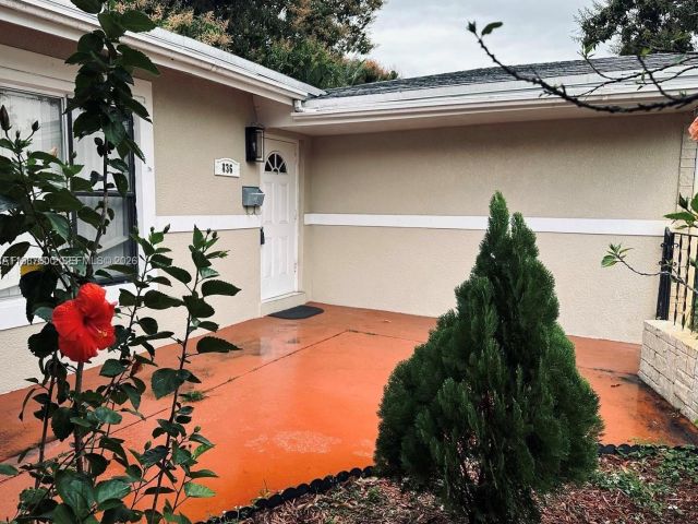 Дом в аренду по адресу 836 Pennsylvania Ave - фото 7519092