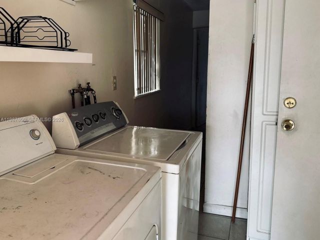 Дом в аренду по адресу 836 Pennsylvania Ave - фото 7519102