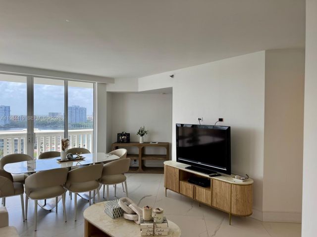 Продажа квартиры #1410 - фото 7520481