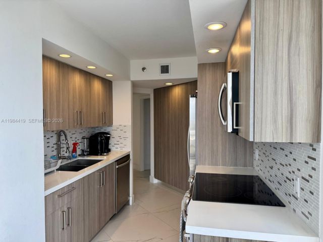 Продажа квартиры #1410 - фото 7520489