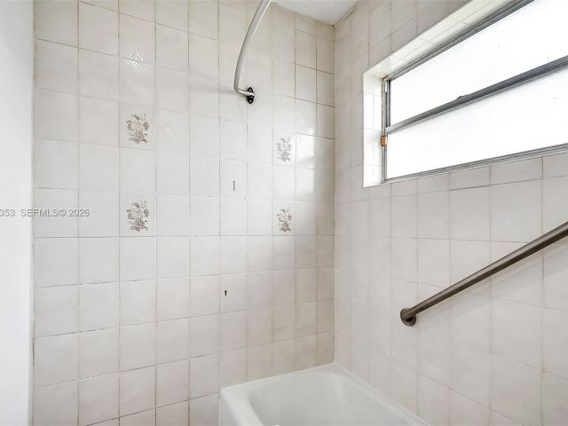 Дом в аренду по адресу 4525 SW 112th Pl - фото 7519439