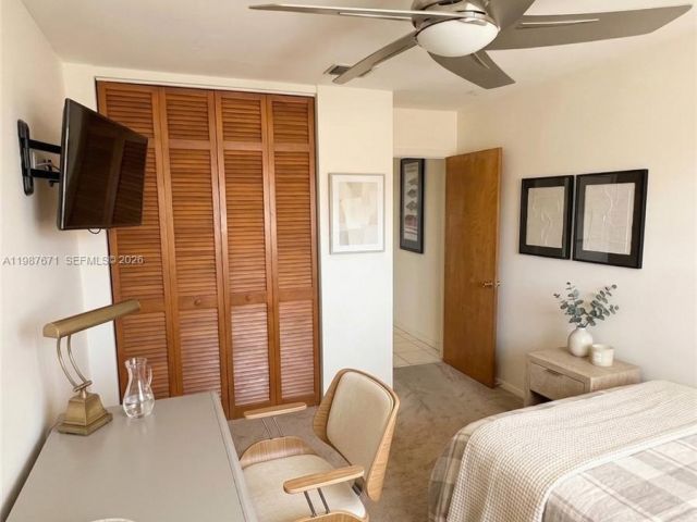 Продажа дома по адресу 10520 SW 142nd Ave - фото 7524272