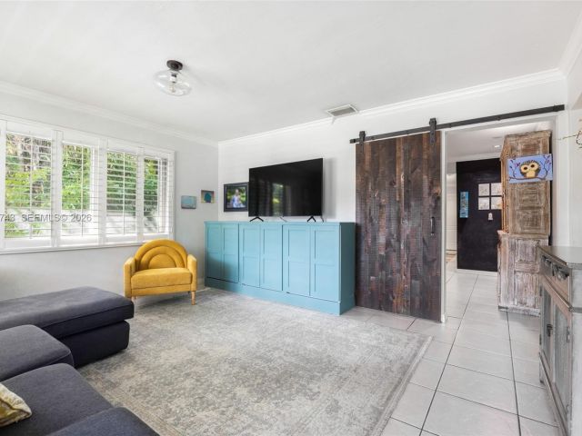 Продажа дома по адресу 809 Angelo Ave - фото 7535524