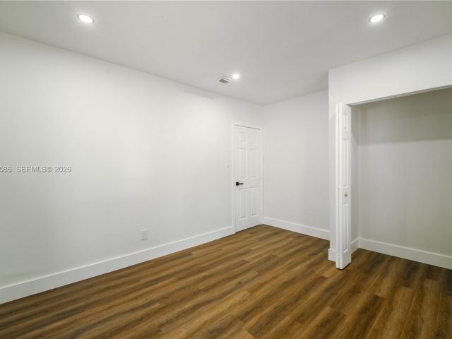 Продажа дома по адресу 220 NW 144th St - фото 7519479