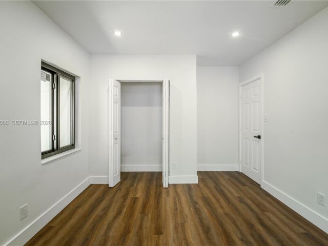 Продажа дома по адресу 220 NW 144th St - фото 7519480