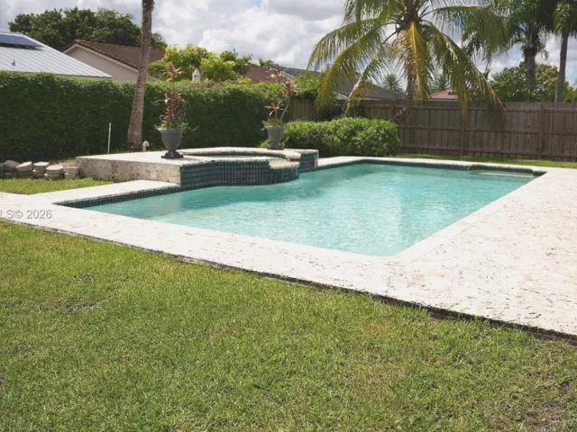 Продажа дома по адресу 14856 SW 174th St - фото 7531639