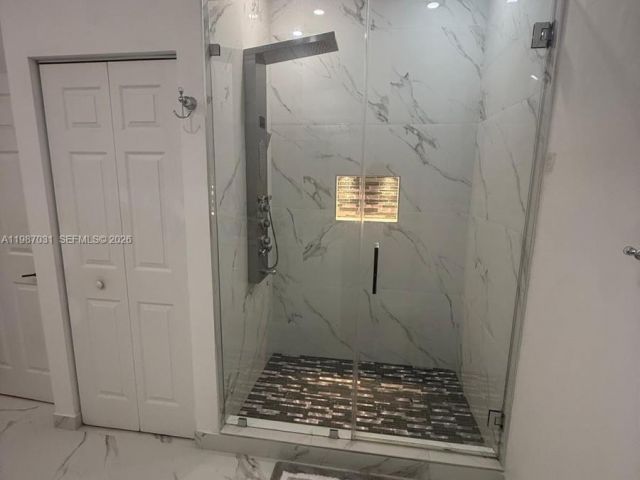 Дом в аренду по адресу 522 SW 19th Way 522 - фото 7519312