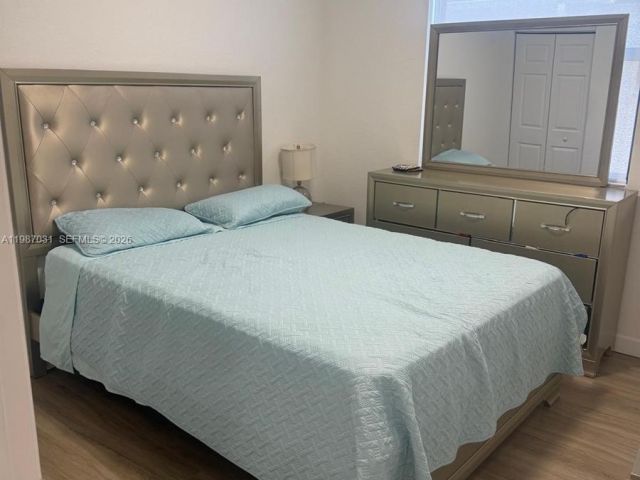 Дом в аренду по адресу 522 SW 19th Way 522 - фото 7519321